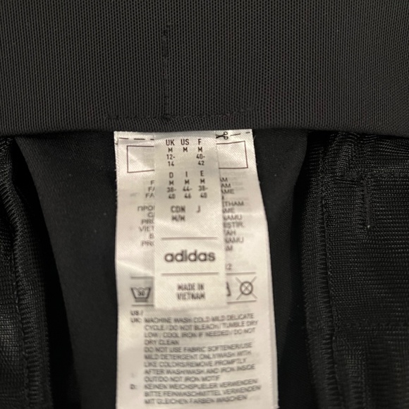 ADIDAS formal pants size medium - Picture 5 of 7